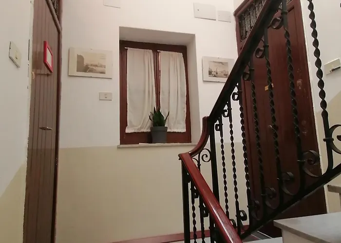 Azizo, La Gialla