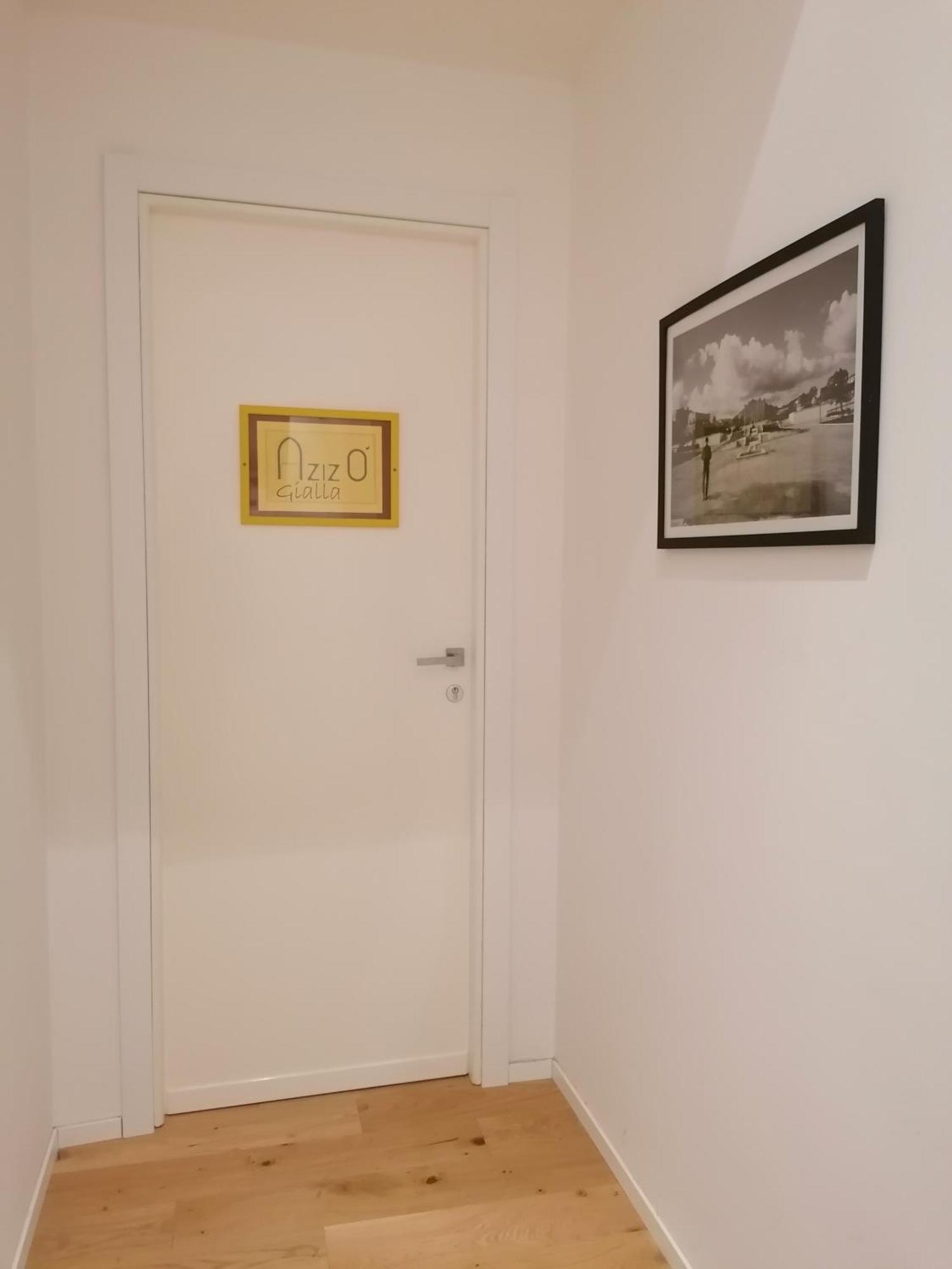 Azizo, La Gialla Apartment